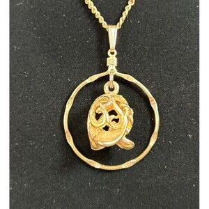 Vintage Sarah Coventry Gold Tone Pendant Necklace w/ Box Golden Tulip